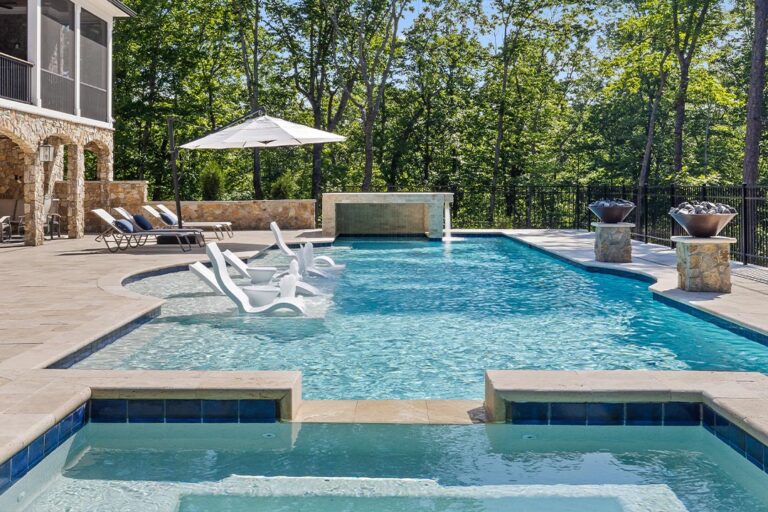 custom home swimming pool